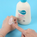 derma b moisture body lotion Image 4.jpeg