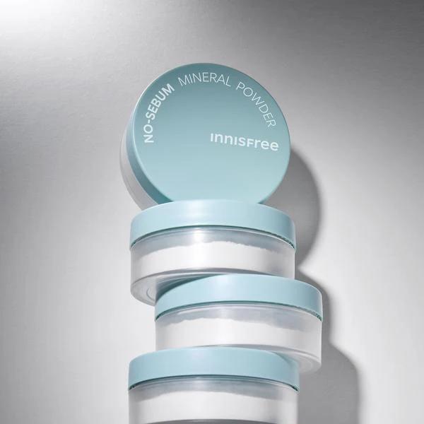 innisfree no sebum powder Image 3.jpeg