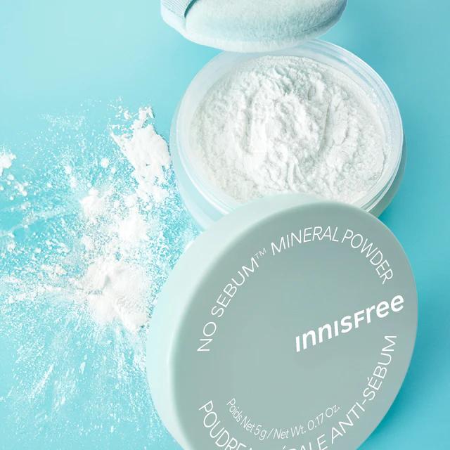 innisfree no sebum powder Image 4.jpeg