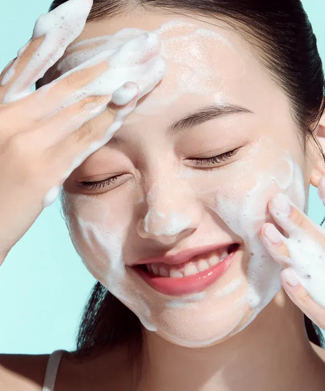 ANUA-PDRN-Hyaluronic-Acid-Moisture-Cleansing-Foam-150ml-available-on-Koolseoul_1.webp
